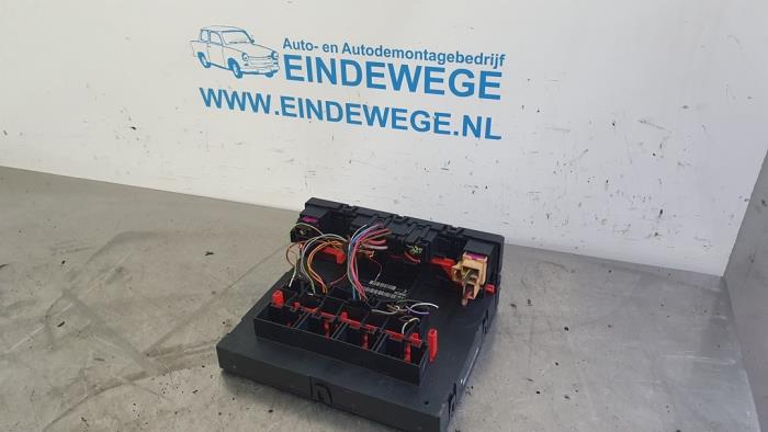 Gebruikte Boordcomputer Volkswagen Golf V (1K1) 2.0 SDI Prijs € 65,00 Margeregeling aangeboden door Auto- en demontagebedrijf Eindewege