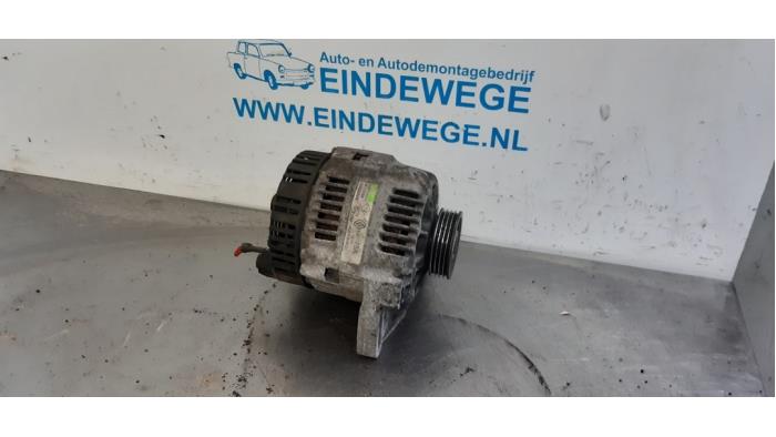 Gebruikte Dynamo Renault Twingo (C06) 1.2 Prijs € 35,00 Margeregeling aangeboden door Auto- en demontagebedrijf Eindewege