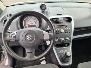 Gebruikte Cockpit Suzuki Splash 1.2 16V Prijs € 65,00 Margeregeling aangeboden door Auto- en demontagebedrijf Eindewege