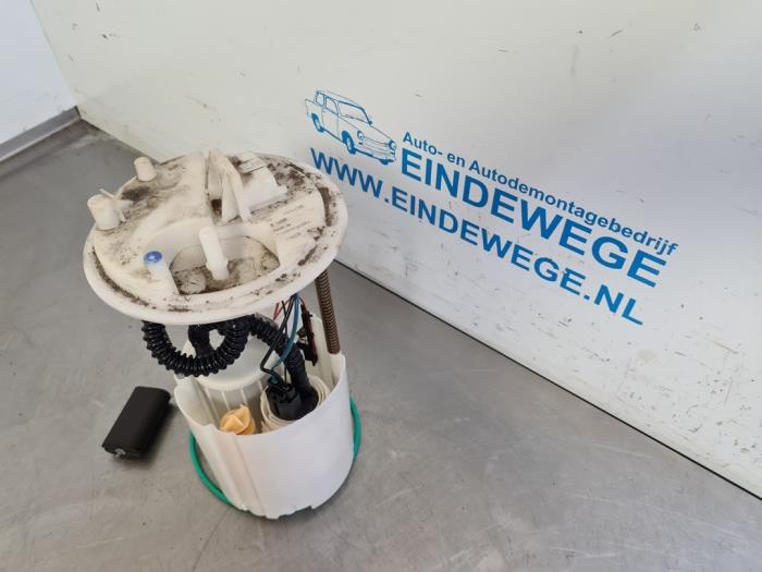 Gebruikte Tank element Pomp Fiat Stilo MW (192C) 1.6 16V Prijs € 35,00 Margeregeling aangeboden door Auto- en demontagebedrijf Eindewege