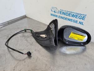 Gebruikte Buitenspiegel rechts Volkswagen Golf V (1K1) 1.9 TDI Prijs € 30,00 Margeregeling aangeboden door Auto- en demontagebedrijf Eindewege
