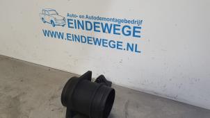 Gebruikte Luchtmassameter Volkswagen Golf V (1K1) 1.9 TDI Prijs € 20,00 Margeregeling aangeboden door Auto- en demontagebedrijf Eindewege