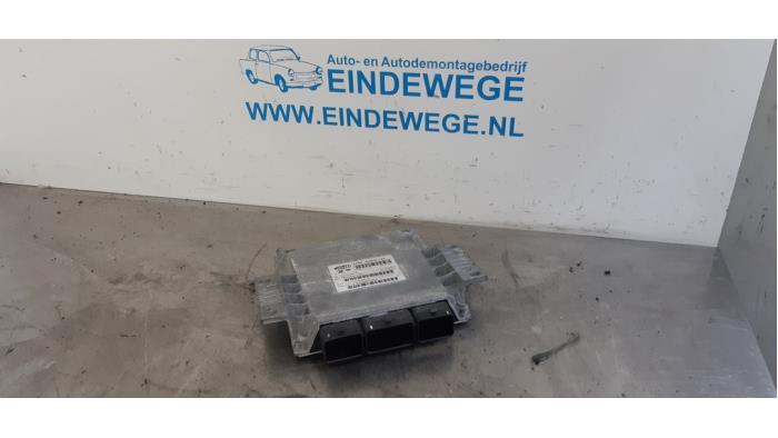 Gebruikte Computer Motormanagement Citroen C5 I Berline (DC) 2.0 16V Prijs € 50,00 Margeregeling aangeboden door Auto- en demontagebedrijf Eindewege