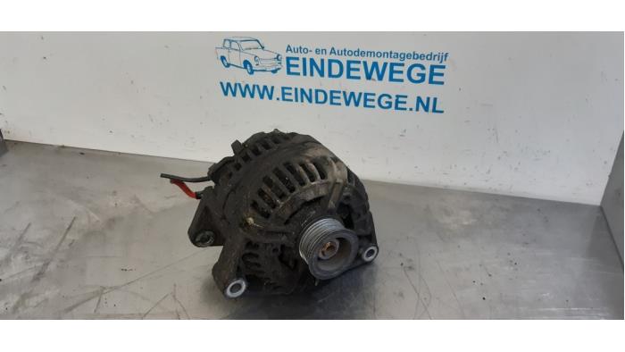 Gebruikte Dynamo Opel Astra G (F70) 2.2 DTi 16V Prijs € 30,00 Margeregeling aangeboden door Auto- en demontagebedrijf Eindewege