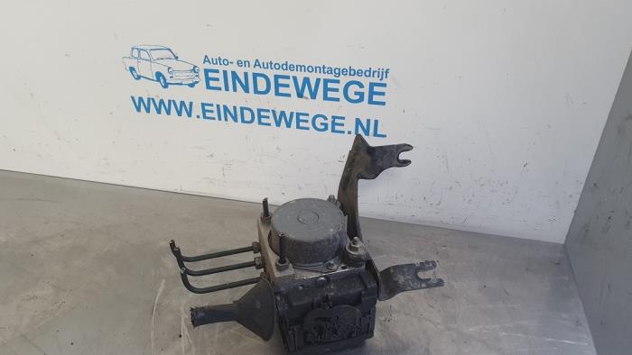 Gebruikte ABS Pomp Renault Clio III Estate/Grandtour (KR) 1.2 16V 75 Prijs € 65,00 Margeregeling aangeboden door Auto- en demontagebedrijf Eindewege