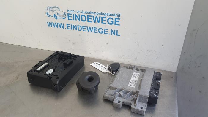 Gebruikte Computer Motormanagement Renault Clio III Estate/Grandtour (KR) 1.2 16V 75 Prijs € 175,00 Margeregeling aangeboden door Auto- en demontagebedrijf Eindewege