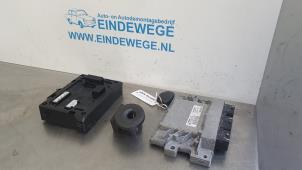 Gebruikte Computer Motormanagement Renault Clio III Estate/Grandtour (KR) 1.2 16V 75 Prijs € 175,00 Margeregeling aangeboden door Auto- en demontagebedrijf Eindewege