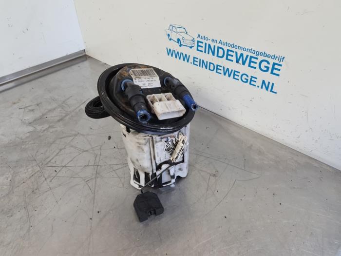 Gebruikte Tank element Pomp Opel Astra G (F70) 2.2 DTi 16V Prijs € 30,00 Margeregeling aangeboden door Auto- en demontagebedrijf Eindewege
