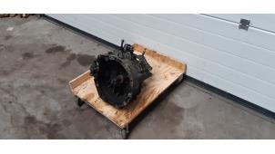 Gebruikte Versnellingsbak Renault Scénic II (JM) 2.0 16V Prijs € 165,00 Margeregeling aangeboden door Auto- en demontagebedrijf Eindewege