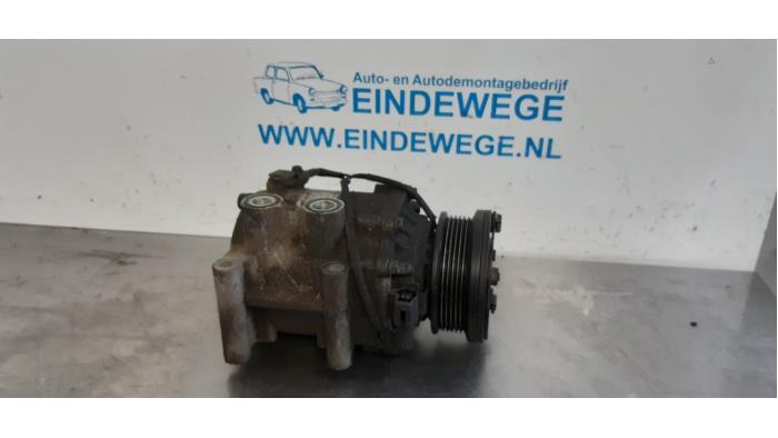Gebruikte Aircopomp Ford Mondeo III 2.0 16V Prijs € 65,00 Margeregeling aangeboden door Auto- en demontagebedrijf Eindewege
