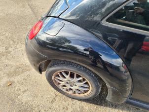 Gebruikte Spatbord rechts-achter Volkswagen New Beetle (9C1/9G1) 2.0 Prijs € 40,00 Margeregeling aangeboden door Auto- en demontagebedrijf Eindewege
