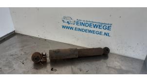 Gebruikte Schokdemper rechts-achter Opel Meriva 1.7 CDTI 16V Prijs € 20,00 Margeregeling aangeboden door Auto- en demontagebedrijf Eindewege