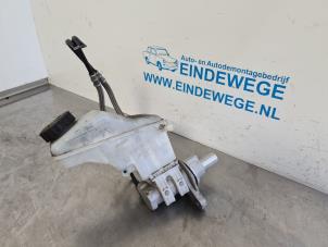 Gebruikte Hoofdremcilinder Opel Corsa D 1.2 16V ecoFLEX Bi-Fuel Prijs € 40,00 Margeregeling aangeboden door Auto- en demontagebedrijf Eindewege