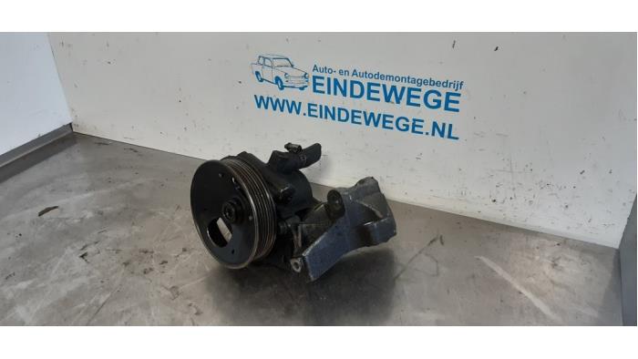 Gebruikte Pomp Servo Volvo 440 2.0 i GLT E2 Prijs € 50,00 Margeregeling aangeboden door Auto- en demontagebedrijf Eindewege