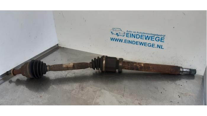 Gebruikte Aandrijfas rechts-voor Volvo V50 (MW) 1.8 16V Prijs € 50,00 Margeregeling aangeboden door Auto- en demontagebedrijf Eindewege