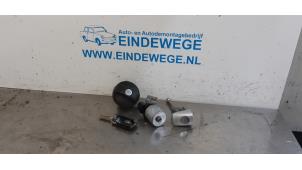 Gebruikte Cilinderslotenset (compleet) Peugeot 207/207+ (WA/WC/WM) 1.6 16V Prijs € 100,00 Margeregeling aangeboden door Auto- en demontagebedrijf Eindewege