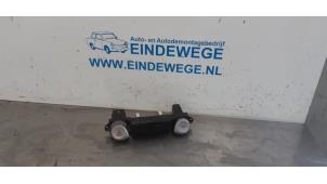 Gebruikte Paniekverlichtings Schakelaar Hyundai i20 1.2i 16V Prijs € 15,00 Margeregeling aangeboden door Auto- en demontagebedrijf Eindewege