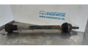 Gebruikte Steekas rechts-voor Volkswagen Golf II (19E) 1.6 Prijs € 35,00 Margeregeling aangeboden door Auto- en demontagebedrijf Eindewege