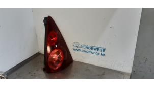 Gebruikte Achterlicht rechts Peugeot 107 1.0 12V Prijs € 30,00 Margeregeling aangeboden door Auto- en demontagebedrijf Eindewege