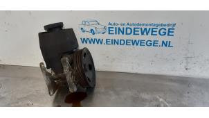 Gebruikte Pomp Servo Mercedes CLK (C208) 2.0 200 16V Prijs € 50,00 Margeregeling aangeboden door Auto- en demontagebedrijf Eindewege