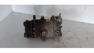 Gebruikte Pomp Airco Ford Fiesta 6 (JA8) 1.25 16V Prijs € 88,50 Margeregeling aangeboden door Auto- en demontagebedrijf Eindewege