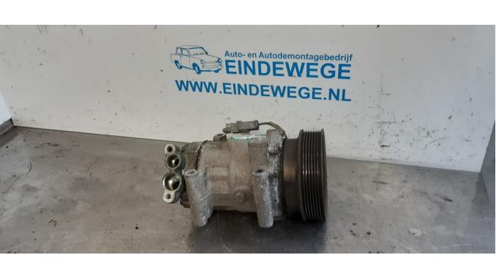 Gebruikte Aircopomp Renault Twingo II (CN) 1.2 16V Prijs € 75,00 Margeregeling aangeboden door Auto- en demontagebedrijf Eindewege