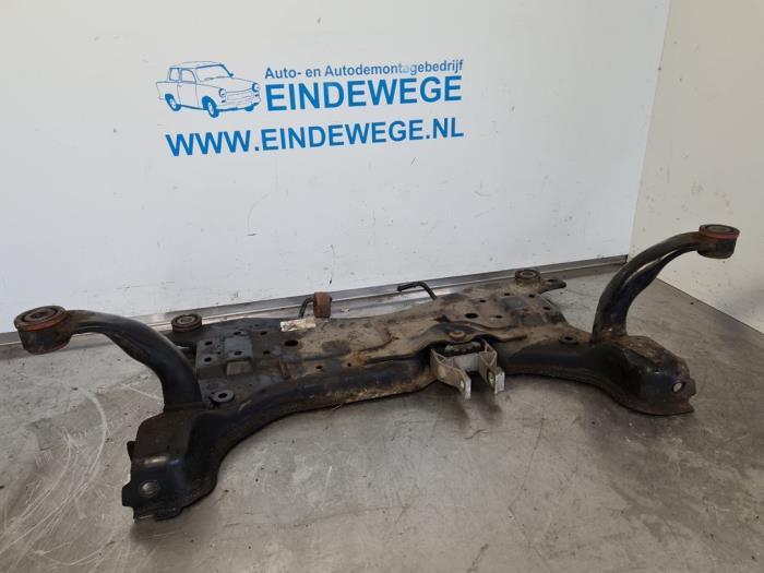 Gebruikte Subframe Volvo C70 (MC) 2.0 D 16V Prijs € 75,00 Margeregeling aangeboden door Auto- en demontagebedrijf Eindewege