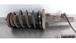 Gebruikte Mac Phersonpoot links-voor Peugeot 207 SW (WE/WU) 1.4 Prijs € 35,00 Margeregeling aangeboden door Auto- en demontagebedrijf Eindewege