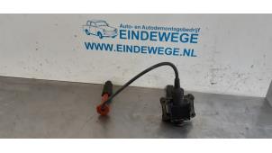 Gebruikte Bobine Mercedes CLK (C208) 2.0 200 16V Prijs € 20,00 Margeregeling aangeboden door Auto- en demontagebedrijf Eindewege