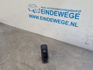 Gebruikte Elektrisch Raam Schakelaar Skoda Fabia II Combi 1.4i 16V Prijs € 10,00 Margeregeling aangeboden door Auto- en demontagebedrijf Eindewege