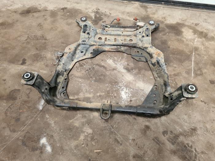 Gebruikte Subframe Landrover Range Rover Evoque (LVJ/LVS) 2.2 TD4 16V 5-drs. Prijs € 125,00 Margeregeling aangeboden door Auto- en demontagebedrijf Eindewege