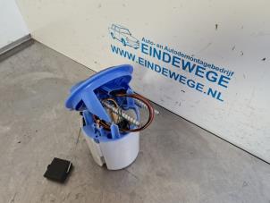 Gebruikte Tank element Pomp Mercedes C (C204) 1.6 C-180 16V BlueEfficiency Prijs € 150,00 Margeregeling aangeboden door Auto- en demontagebedrijf Eindewege