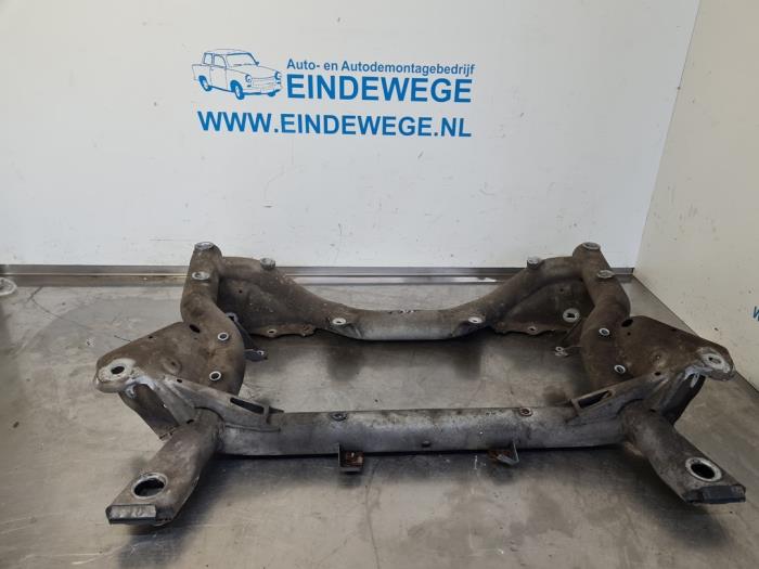 Gebruikte Subframe Mercedes C (C204) 1.6 C-180 16V BlueEfficiency Prijs € 105,00 Margeregeling aangeboden door Auto- en demontagebedrijf Eindewege