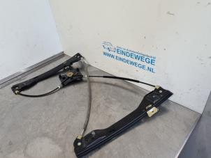 Gebruikte Ruitmechaniek 2Deurs rechts-voor Mercedes C (C204) 1.6 C-180 16V BlueEfficiency Prijs € 40,00 Margeregeling aangeboden door Auto- en demontagebedrijf Eindewege