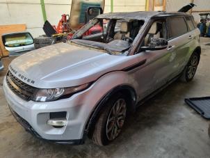 Gebruikte Grille Landrover Range Rover Evoque (LVJ/LVS) 2.2 TD4 16V 5-drs. Prijs € 105,00 Margeregeling aangeboden door Auto- en demontagebedrijf Eindewege