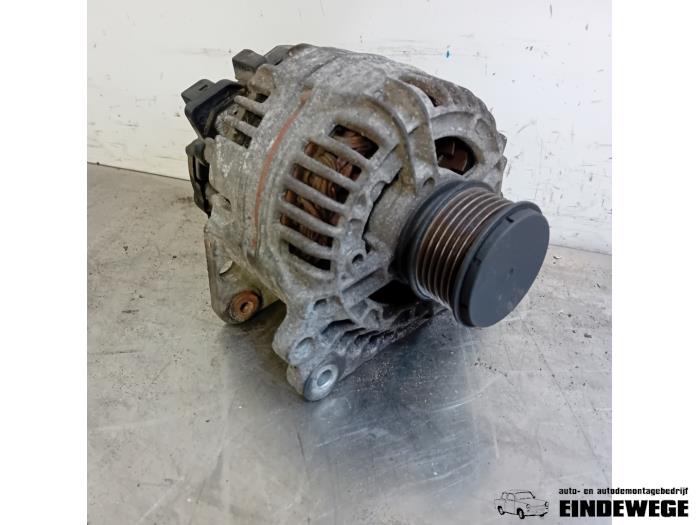 Gebruikte Dynamo Volkswagen Lupo (6X1) 1.2 TDI 3L Prijs € 40,00 Margeregeling aangeboden door Auto- en demontagebedrijf Eindewege