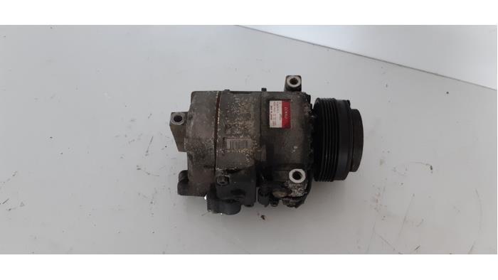 Gebruikte Aircopomp BMW 3 serie (E46/4) 320i 24V Prijs € 45,00 Margeregeling aangeboden door Auto- en demontagebedrijf Eindewege