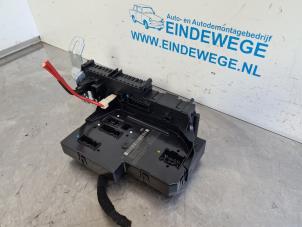 Gebruikte Zekeringkast Mercedes C (C204) 1.6 C-180 16V BlueEfficiency Prijs € 88,50 Margeregeling aangeboden door Auto- en demontagebedrijf Eindewege