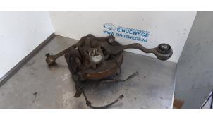 Gebruikte Fusee rechts-voor BMW 3 serie Touring (E91) 318d 16V Prijs € 50,00 Margeregeling aangeboden door Auto- en demontagebedrijf Eindewege