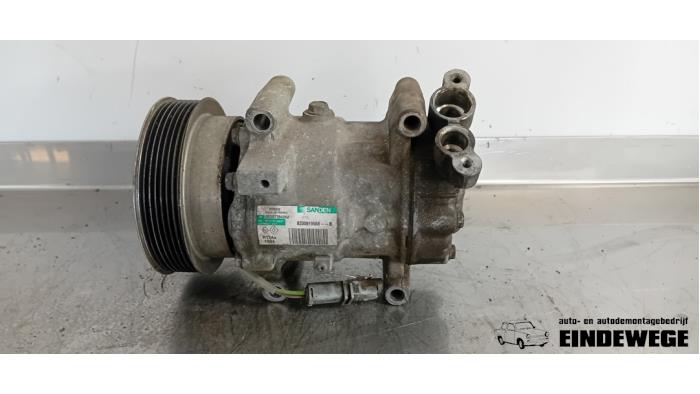 Gebruikte Aircopomp Renault Clio III (SR) 1.2 16V 75 Prijs € 70,00 Margeregeling aangeboden door Auto- en demontagebedrijf Eindewege