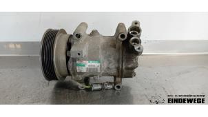 Gebruikte Pomp Airco Renault Clio III (SR) 1.2 16V 75 Prijs € 70,00 Margeregeling aangeboden door Auto- en demontagebedrijf Eindewege