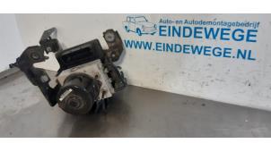 Gebruikte ABS Pomp Opel Zafira (M75) 2.2 16V Direct Ecotec Prijs € 65,00 Margeregeling aangeboden door Auto- en demontagebedrijf Eindewege