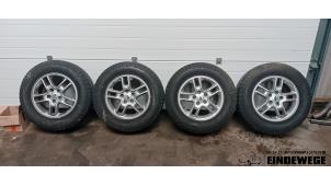 Gebruikte Velgen set + banden Landrover Discovery III (LAA/TAA) 2.7 TD V6 Prijs € 367,50 Margeregeling aangeboden door Auto- en demontagebedrijf Eindewege