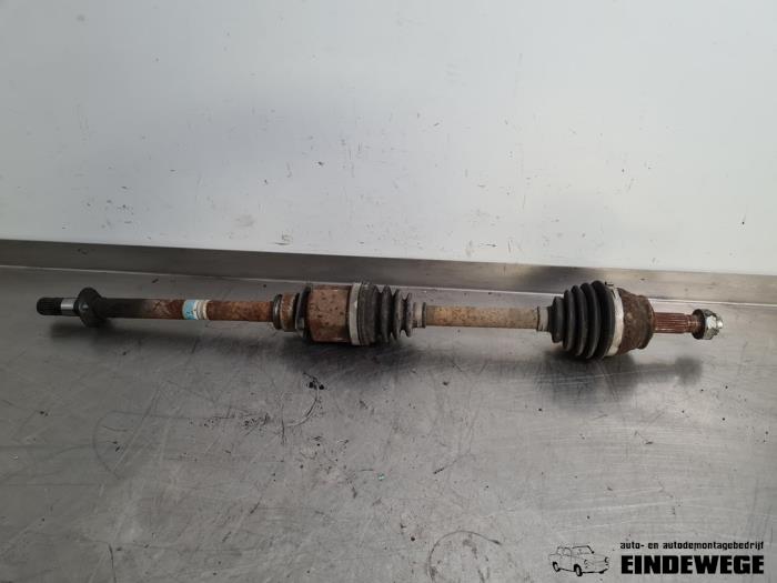 Gebruikte Steekas rechts-voor Alfa Romeo MiTo (955) 1.3 JTDm 16V Prijs € 40,00 Margeregeling aangeboden door Auto- en demontagebedrijf Eindewege