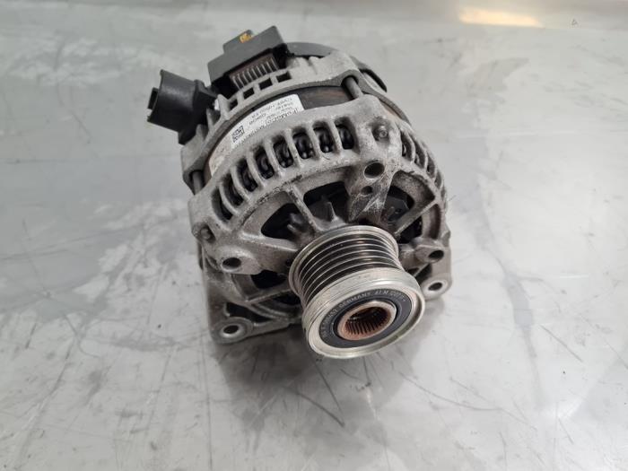 Gebruikte Alternator Ford Fiesta 6 (JA8) 1.0 EcoBoost 12V 100 Prijs € 40,00 Margeregeling aangeboden door Auto- en demontagebedrijf Eindewege
