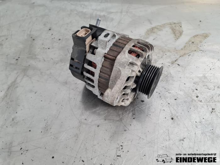 Gebruikte Dynamo Hyundai i20 1.2i 16V Prijs € 40,00 Margeregeling aangeboden door Auto- en demontagebedrijf Eindewege