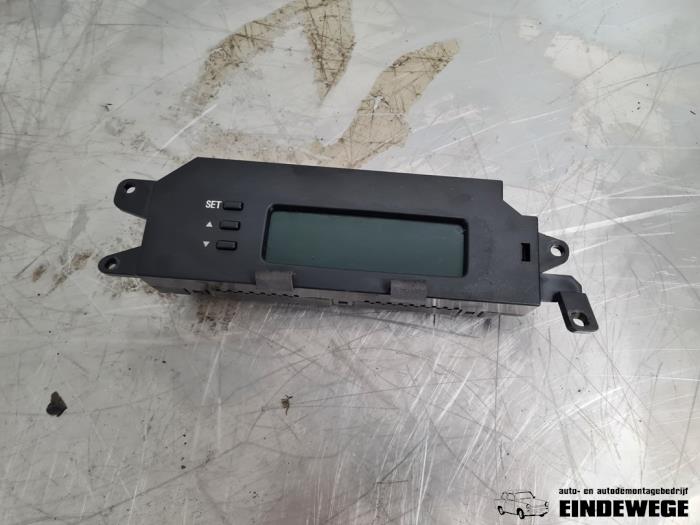 Gebruikte Display Interieur Hyundai i20 1.2i 16V Prijs € 20,00 Margeregeling aangeboden door Auto- en demontagebedrijf Eindewege