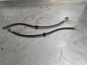 Gebruikte Remslang voor Mini Mini Cooper S (R53) 1.6 16V Prijs € 18,50 Margeregeling aangeboden door Auto- en demontagebedrijf Eindewege