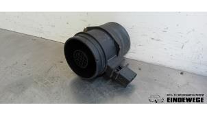 Gebruikte Luchtmassameter BMW 1 serie (E87/87N) 118d 16V Prijs € 28,50 Margeregeling aangeboden door Auto- en demontagebedrijf Eindewege