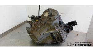 Gebruikte Versnellingsbak Toyota Yaris (P1) 1.0 16V VVT-i Prijs € 250,00 Margeregeling aangeboden door Auto- en demontagebedrijf Eindewege